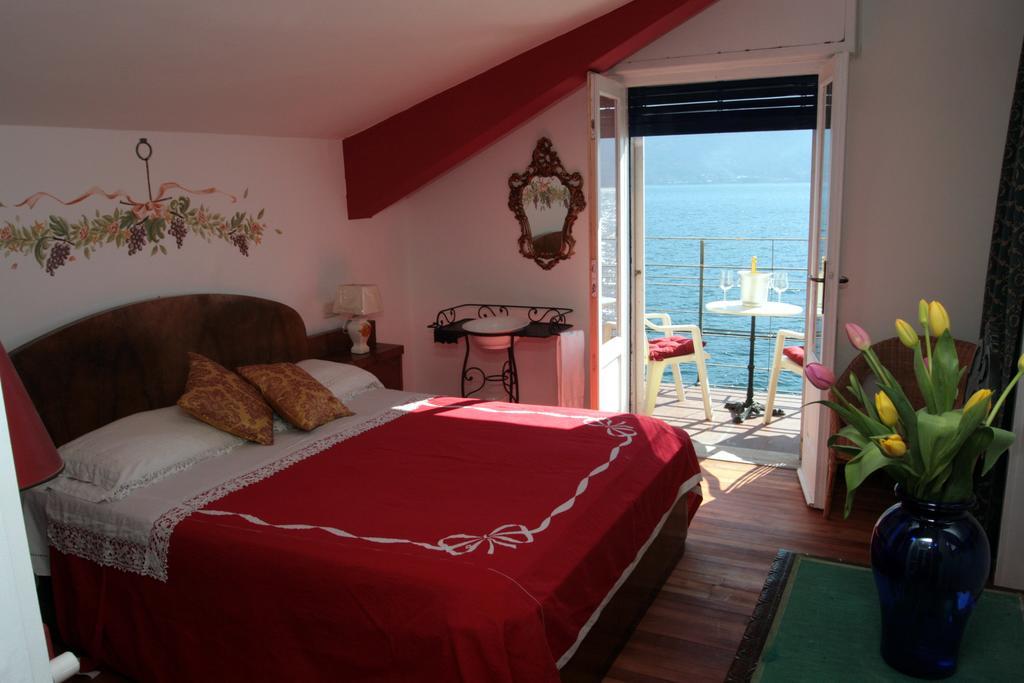 Villa Residence La Limonaia Gargnano Room photo